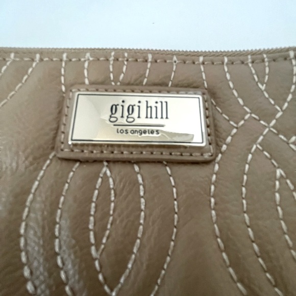 ✨Gigi Hill los angel’s Quilted cosmetics bag✨ - Picture 3 of 7